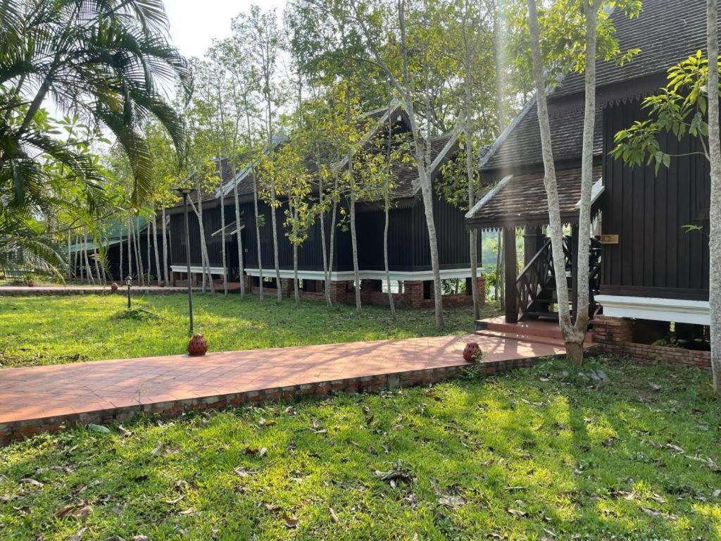 Nam Ou Riverside Resort Ban Vanglè Zewnętrze zdjęcie
